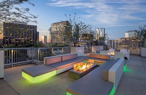 Civic District Condo | 2 Bedroom Presidential Suite w/Full Kitchen in Austin!