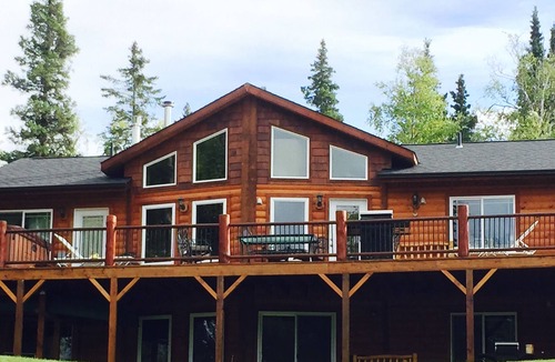 Ridgeway House | 2 bedroom suite with family room