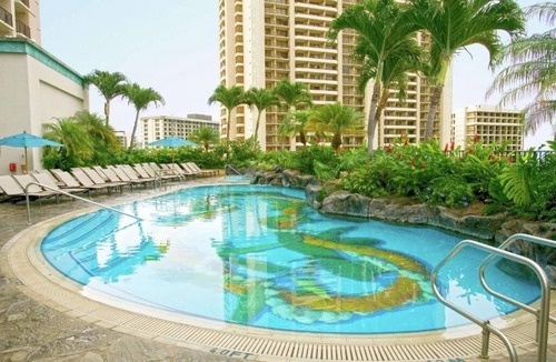 Waikiki Villa | 2-bedroom VILLA beautiful Honolulu with fitness room, WiFi, AC