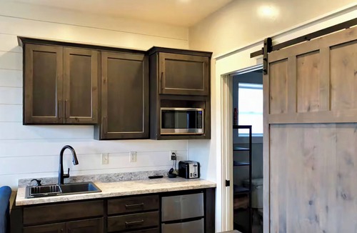 Bloomington Cottage | 2 BR Tiny Homes - Unique Outdoor Space