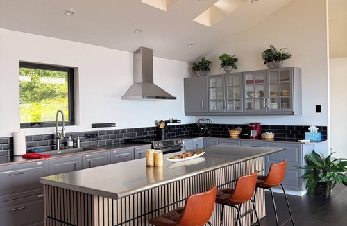 Fox Island House | 2 master suite house in tranquil Fox Island with direct beach access