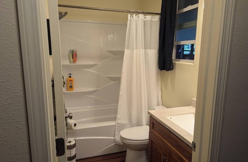 Volcano Villa | 2 Rooms and Hot tub in quiet Volcano - Family Suite #3