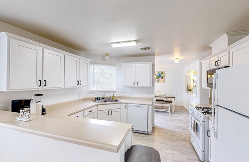 Buda House | 2-story home with private outdoor pool, fenced backyard, fireplace, patio, & AC