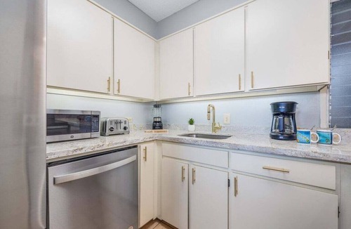 Kaanapali Condo | 2BD Condo w AC Pool Beach Cabana - Maui Eldorado K203