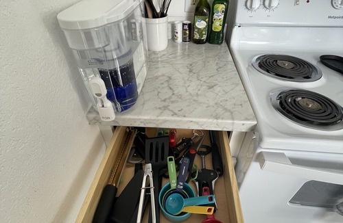 Turnagain Apartment | 2nd Floor Pet friendly Apartment in Turnagain near airport ANC