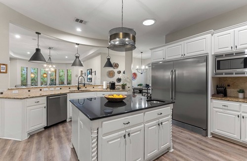 Austin House | 3/4N Specials Pool King Bed Giant games Single level Space Firepit Min DT Austin