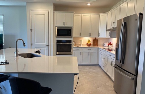 Venice Resort | 3 bedrooms 2.5 Bath Home in a Golf Resort Community