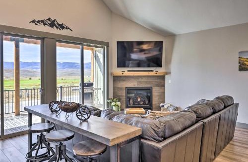 Grand Elk Ranch House | 3 Mi to Granby Ranch: Townhome w/Balcony & Views