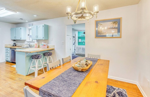 Little River Cottage | 3 Mi to Ocean: Home w/Deck in Little River!