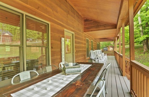 Dahlonega House | 3 miles to downtown! Renovated Luxury Cabin - wine cellar, firepit, theater room