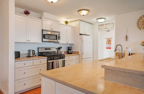 Bodega Bay House | 3bd2.5ba Ocean/Mountain View Single Level Spacious House sleeps 8
