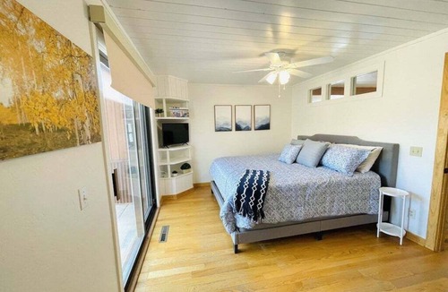 Durango House | 3BR Guest Home with Mountain Views, Large Deck