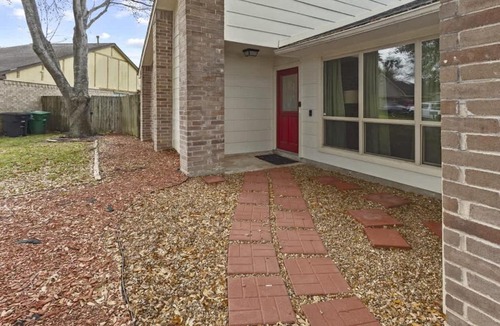 George Bush Park/Eldridge House | 3BR Home with Firepit I Easy Access to NRG & FIFA