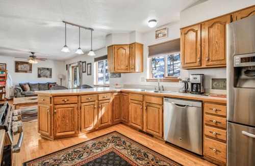 Colorado Springs House | 4 BDRM Spacious Mountain Retreat w/Hot Tub, Firepit & Games