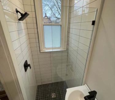 Victorian Village House | 4 Bed Duplex near Goodale Park
