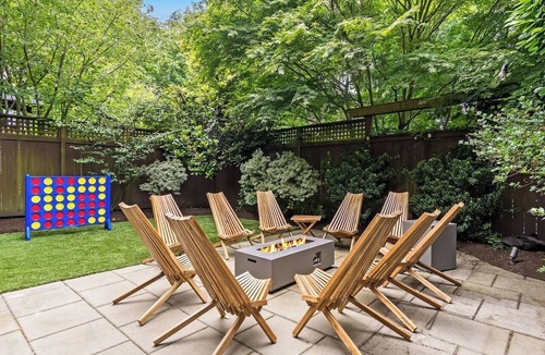Broadway House | 4-bedroom house in charming Seattle with WiFi, AC, Parking