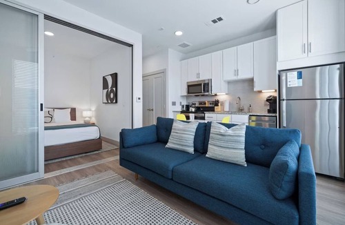 Waller Creek District Hotel | 4 Units | Long-Stay Ready Haven | Capitol & South Congress Hotspots in Austin