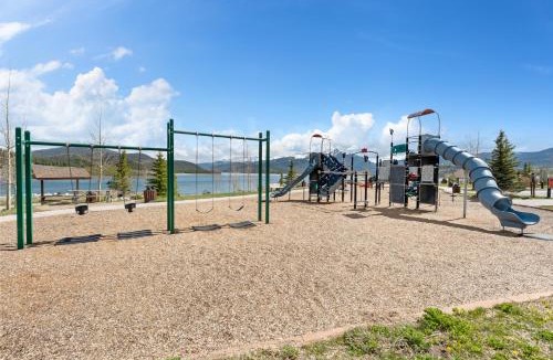 Wildernest Villa | 40 Burgundy Circle