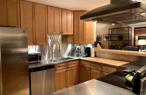 South Boulder House | 4BD Boulder's Best Neighborhood - Flatirons Views - Shanahan Trails at Your Door