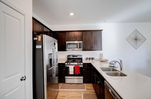 Del Valle House | 4BD house 7 min from Tesla,Circuit of America & Austin Airport