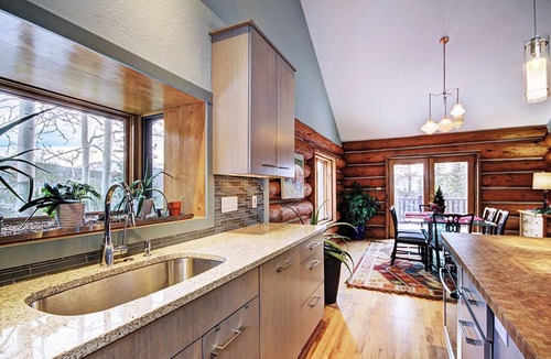 Baldy Mountain House | 4BR/3.5BA in Breckenridge with Hot Tub at 10 Southface.