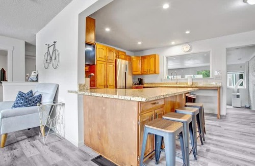 Salida House | 4BR Downtown Basecamp - Walk to Everything
