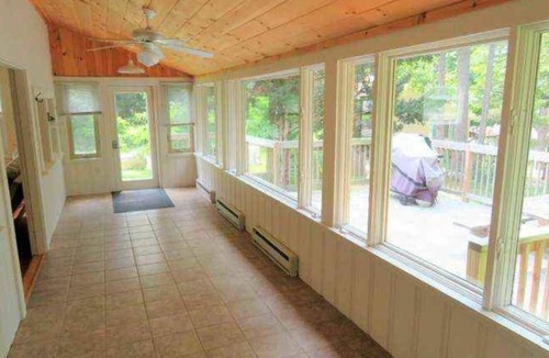 North Windham House | 5 bed 4 bath in the Basin of Sebago Lake with 200 ft. of shared beach frontage