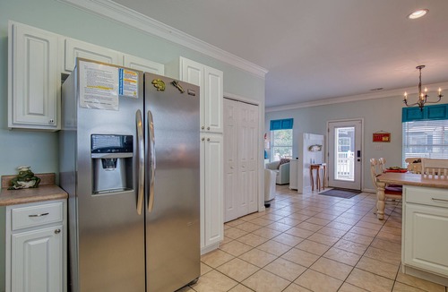 Surfside Beach House | 5 BR Beach House in Oceanfront Family Resort