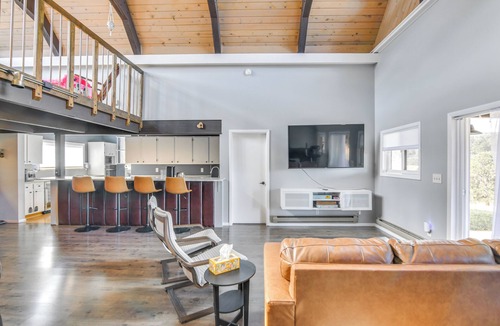 Evergreen Meadows Cottage | 5 Mi to Dtwn Evergreen: Mtn-view Escape