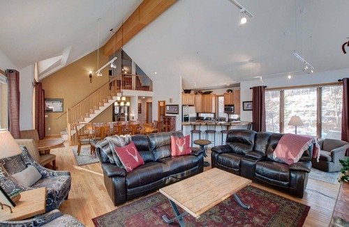 Keystone House | 5BR Home in Keystone Ski Area-private hot tub; panoramic view; 16 separate beds