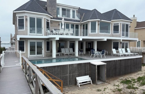 West Hampton Dunes House | 8 BR Glamorous Oceanfront, 8 Bath, Pool + Jacuzzi - Ask for Last Minute Deals!