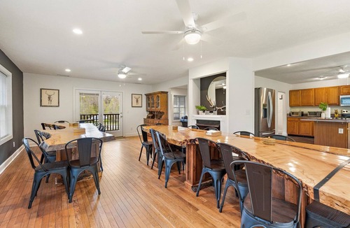 Mill Ridge House | 9 Suite Mountain Lodge with 10 Bathrooms, Pool, Fire Pit, 2 Hot Tubs, Game Room
