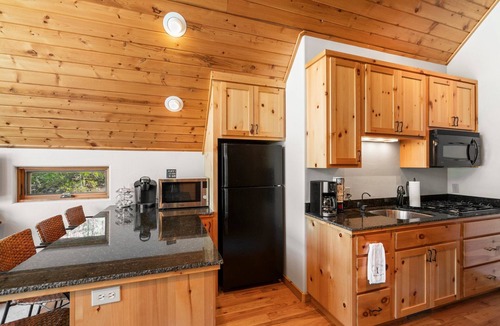 Durango House | A/C, Views, Newly Renovated, Peaceful Retreat!