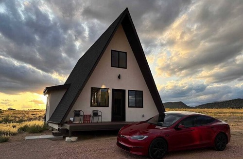 Penrose Cabin | A-Frame Cabin with full Kitchen & Loft near Royal Gorge