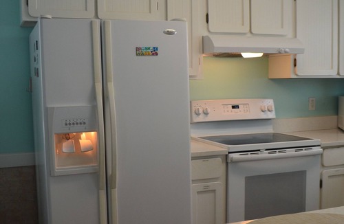 Ocean Isle Beach Condo | A Stunning Coastal Hideaway Above the Waves - Drift Away