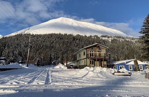 Seward House | A-View Come stay with us in fall, winter and spring.