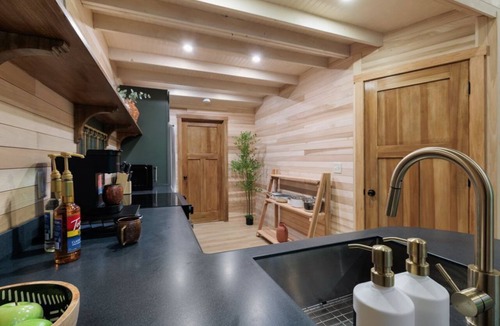 South Bloomingville Cabin | Abode at Blue Creek