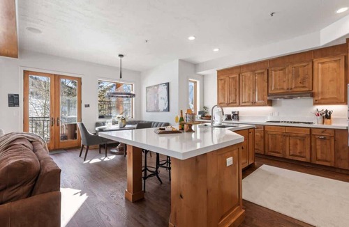 Deer Valley Condo | Abode at Sterling Lodge, ski-in/ski-out, hot tub, Silver Lake Village
