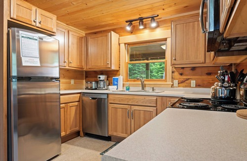 Rangeley House | Acadia Wingate Lodge - Two miles from Rangeley on quiet and peaceful Gull Pond