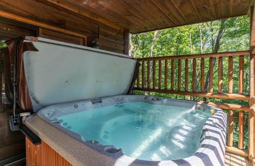 Seven Devils House | Acorn Lodge with hot tub pool table