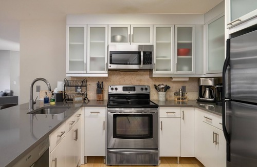 Steamboat Springs Condo | Adventure Awaits! Outdoor Patio & Grill with Views, Communal Hot Tubs & 1 Car Garage