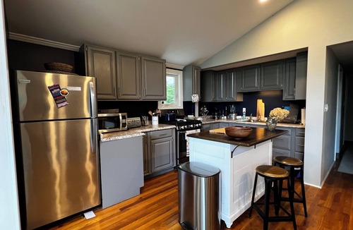 Meredith House | Adventures & Relaxation on Lake Winnipesaukee in New England’s White Mountains