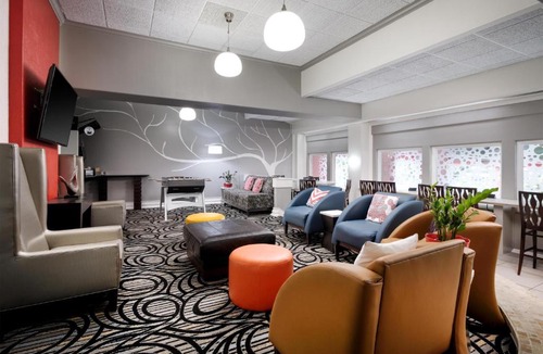 Greater South River City Hotel | Aiden Austin City Hotel