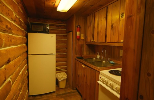 Deltana Cabin | Alaska Homestead Roadhouse