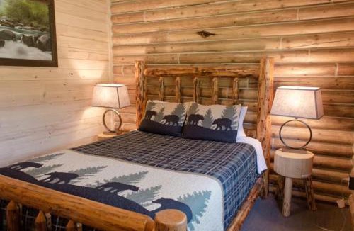 Palmer Cabin | Alaska Knotty Pine Whole Building