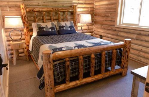 Palmer Cabin | Alaska Knotty Pine Whole Building