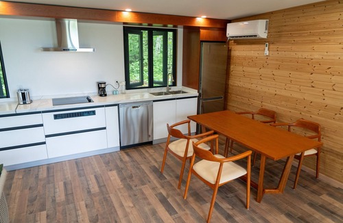 South Algonquin Cabin | Algonquin's Edge Resort | Waterview 2
