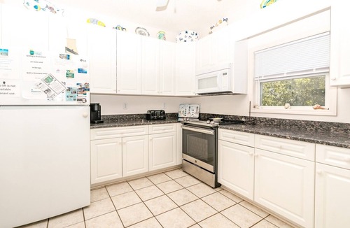 Surf City House | Almost Beachfront - Cozy 2nd Row Home with 4 Bedrooms