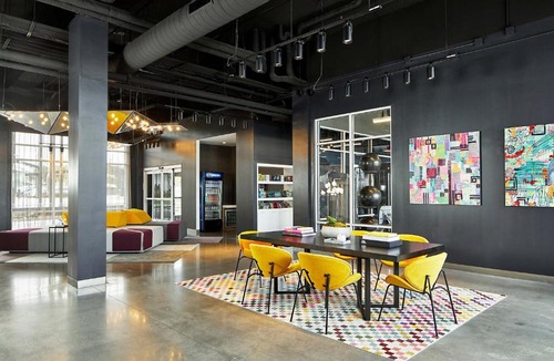 Twin Brook Hotel | Aloft by Marriott Chattanooga Hamilton Place