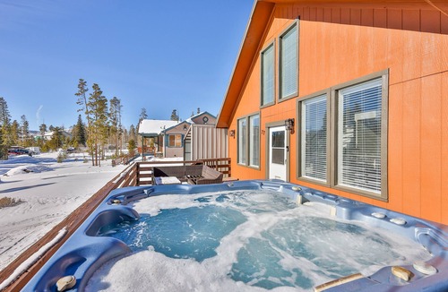 Grand View Highlands Cabin | Alpine Cabin: Hot Tub, Steam Shower & Nearby Skiing